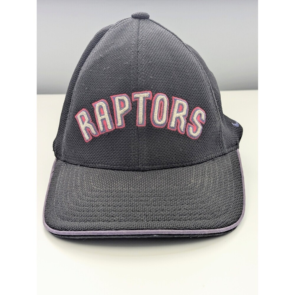Vintage Nike Unisex Adult Fitted NBA Toronto Raptors Baseball Hat/Cap